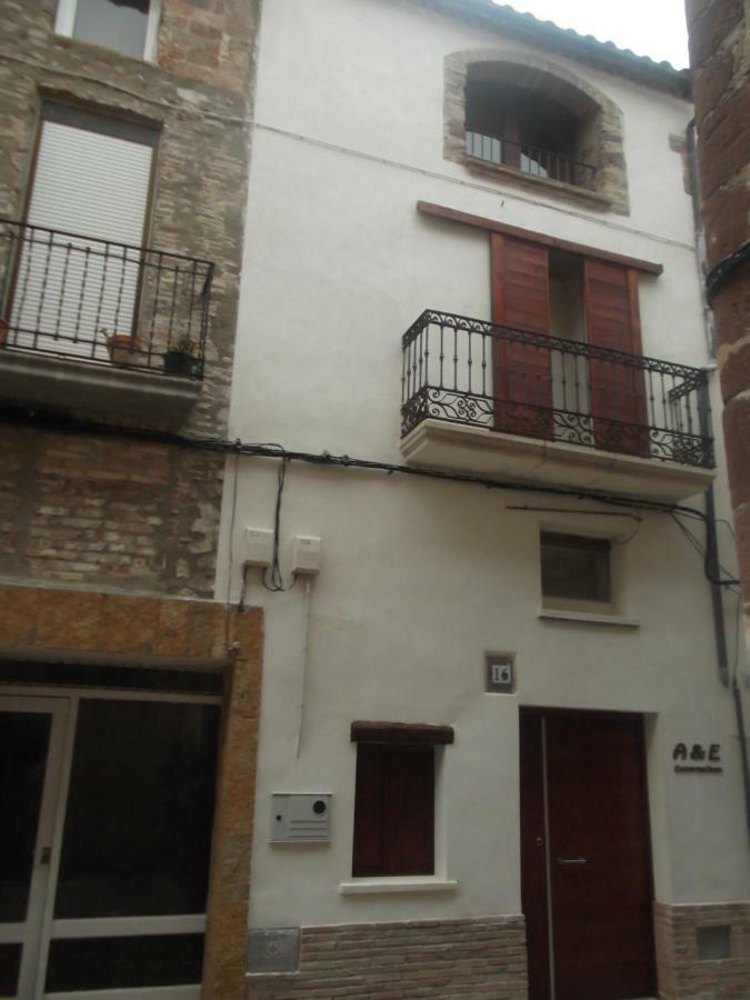 A&E.Escornalbou Bed & Breakfast Vilanova de Escornalbou ภายนอก รูปภาพ